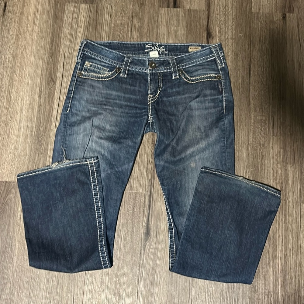 Women’s silver jeans size 30/31